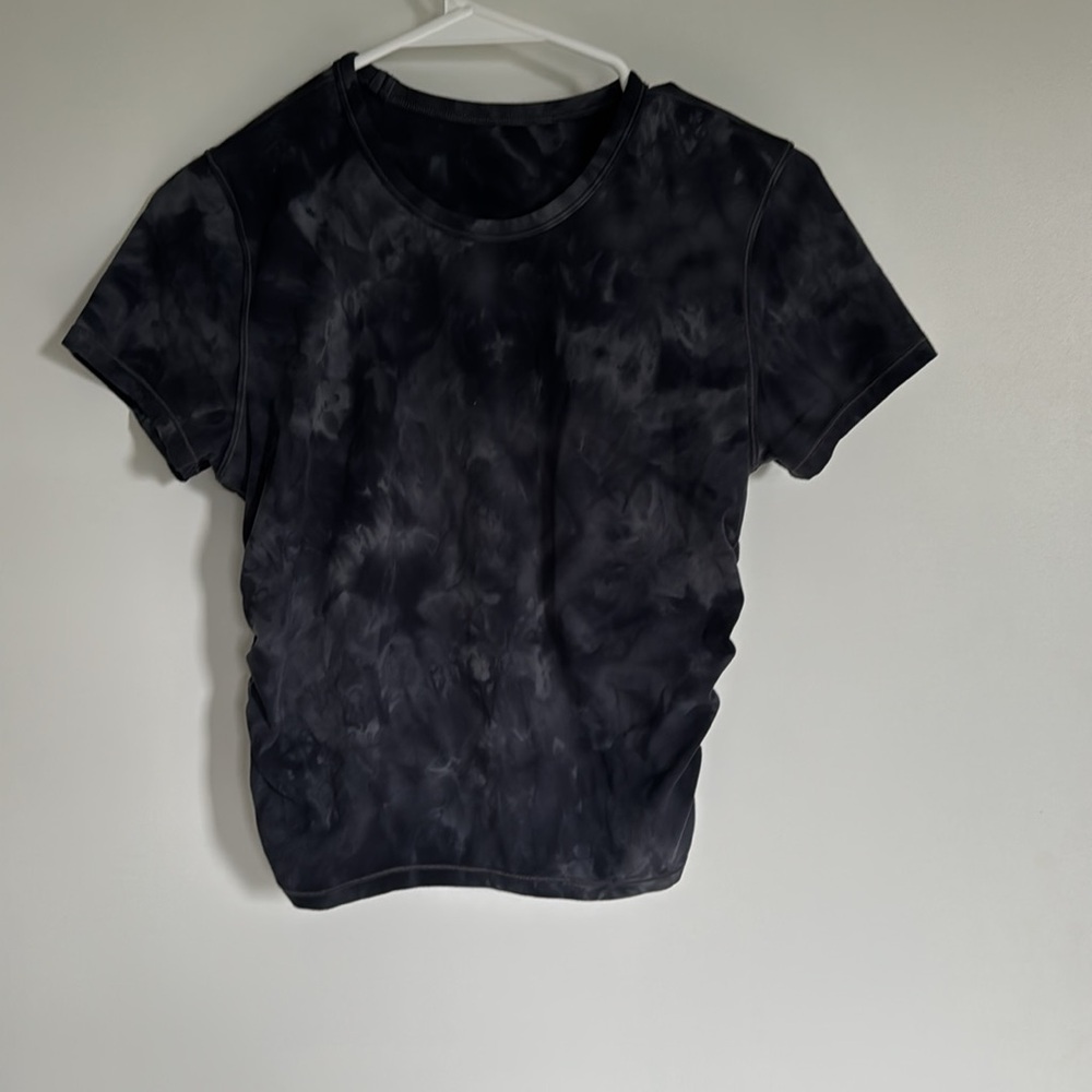 Lululemon Tie-Dye top and tights